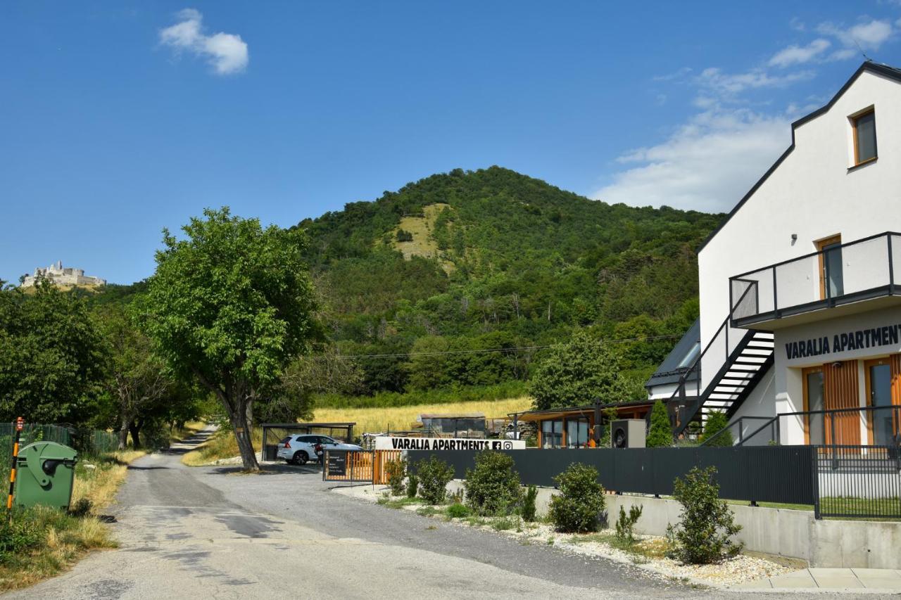 Varalja Apartments Plavecke Podhradie エクステリア 写真