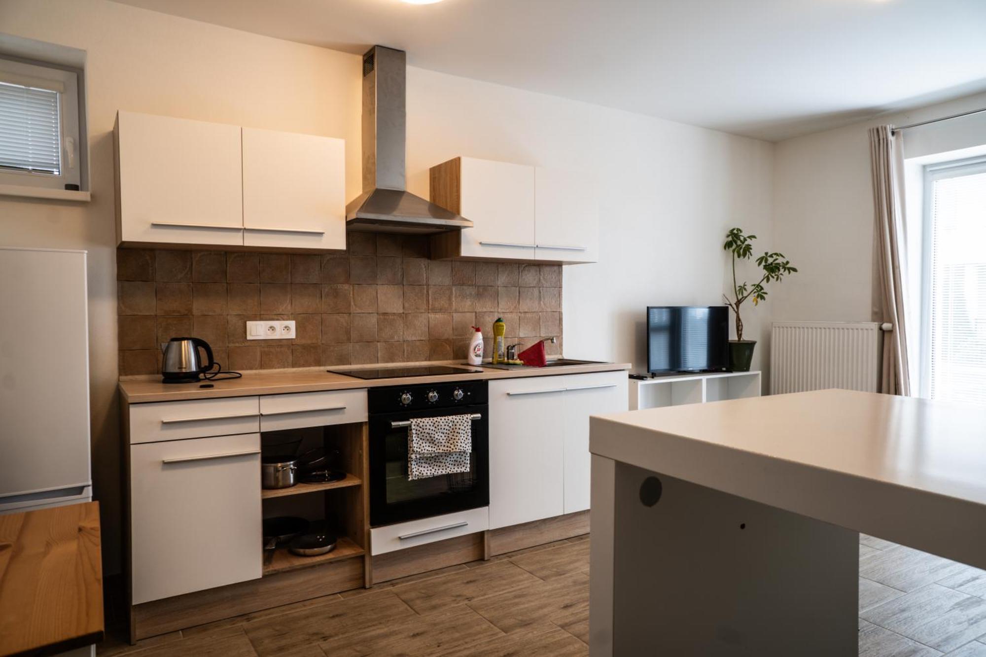 Varalja Apartments Plavecke Podhradie エクステリア 写真