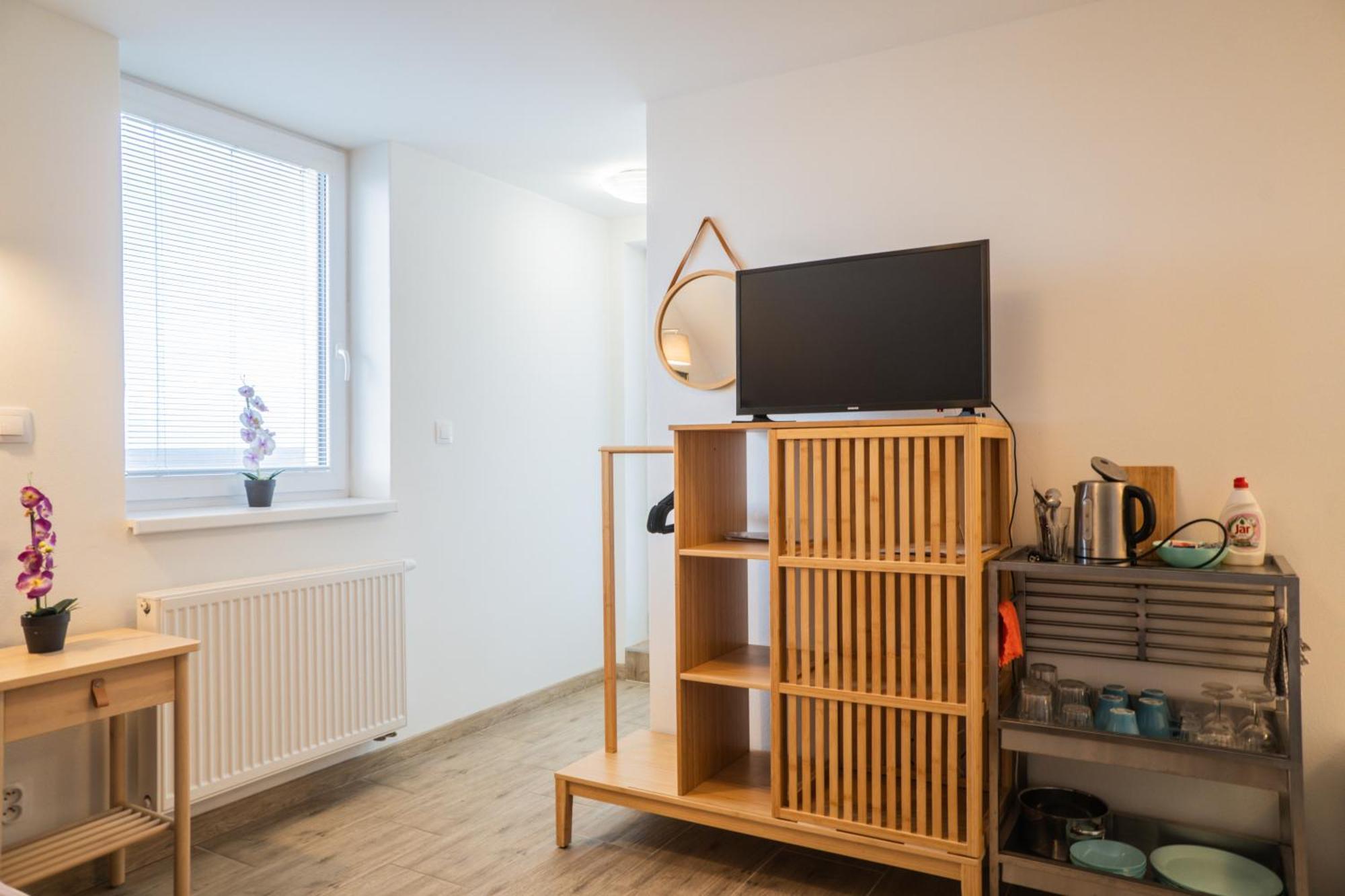 Varalja Apartments Plavecke Podhradie エクステリア 写真