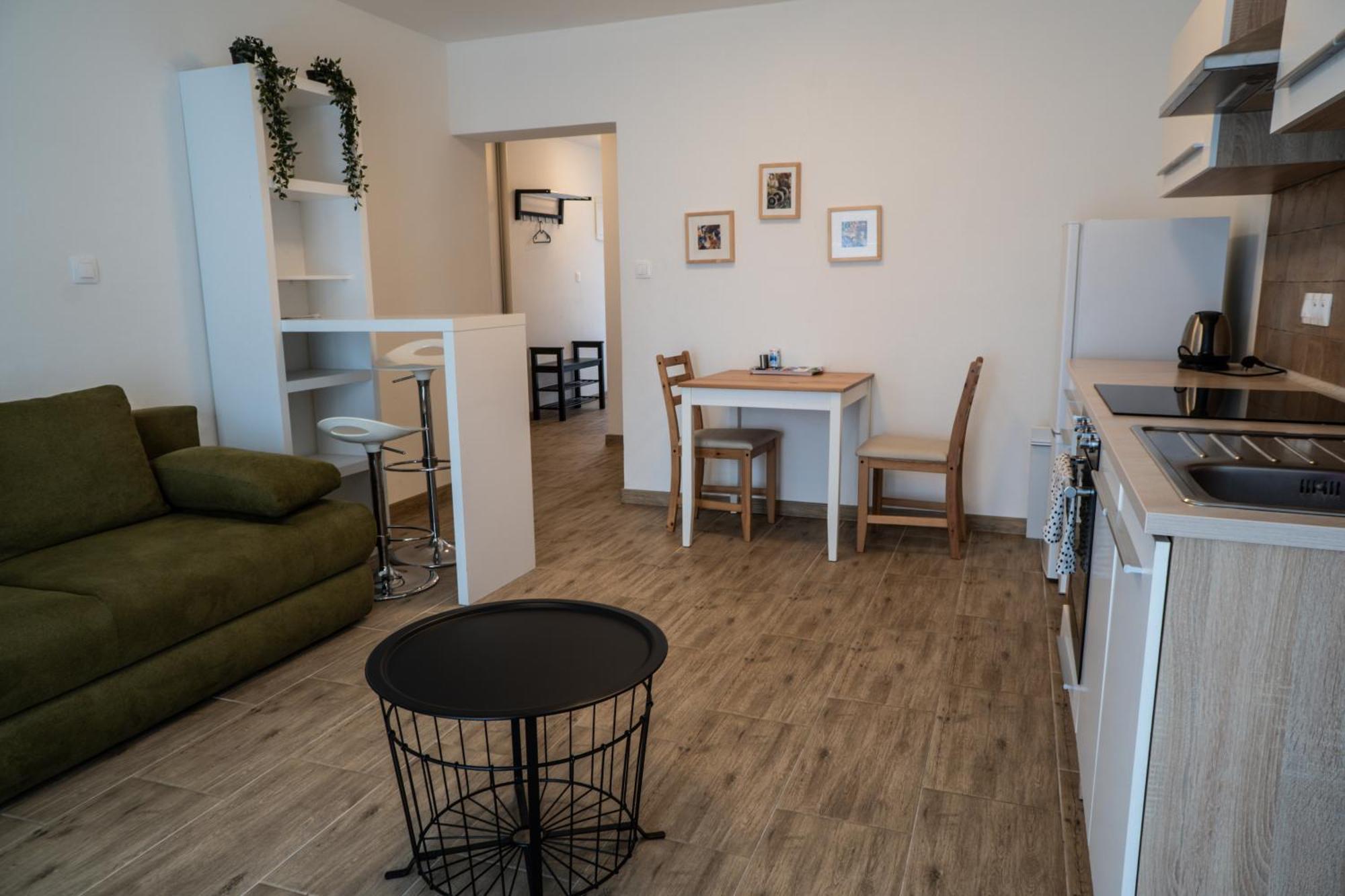 Varalja Apartments Plavecke Podhradie エクステリア 写真